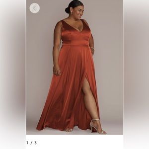 DAVID’S BRIDAL GALINA SIGNATURE BRIDEMAIDS DRESS